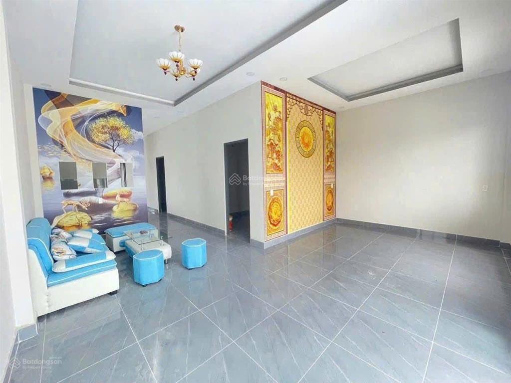 Sổ hoàn công nhà mái nhật giá 3 tỷ 9 dt 8x42m, tổng 332m² full thổ