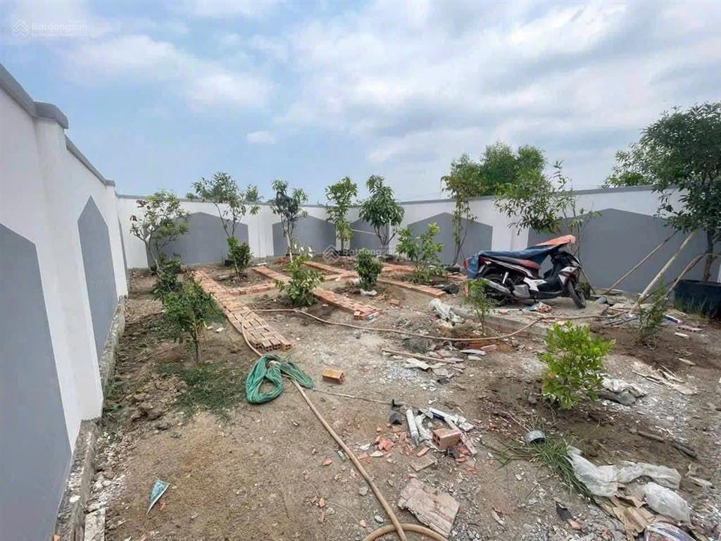 Sổ hoàn công nhà mái nhật giá 3 tỷ 9 dt 8x42m, tổng 332m² full thổ