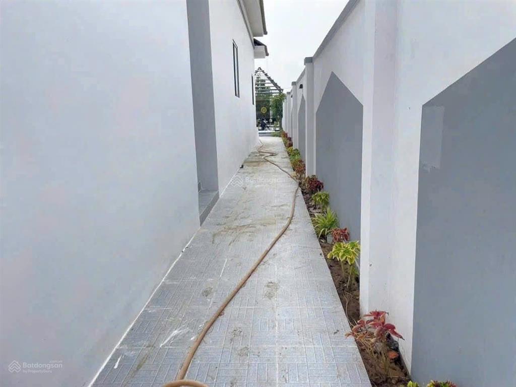Sổ hoàn công nhà mái nhật giá 3 tỷ 9 dt 8x42m, tổng 332m² full thổ