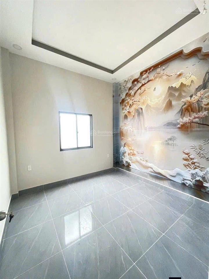 Sổ hoàn công nhà mái nhật giá 3 tỷ 9 dt 8x42m, tổng 332m² full thổ