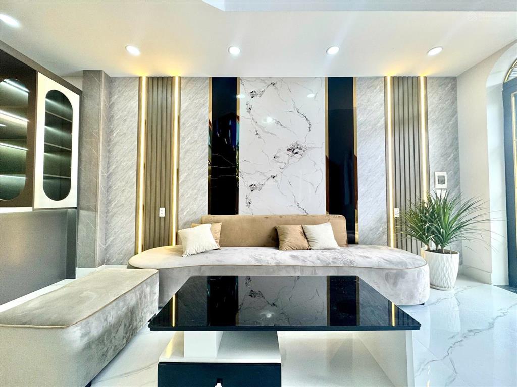 Nhà gác lửng full nội thất giá chỉ 2 tỷ 550 triệu