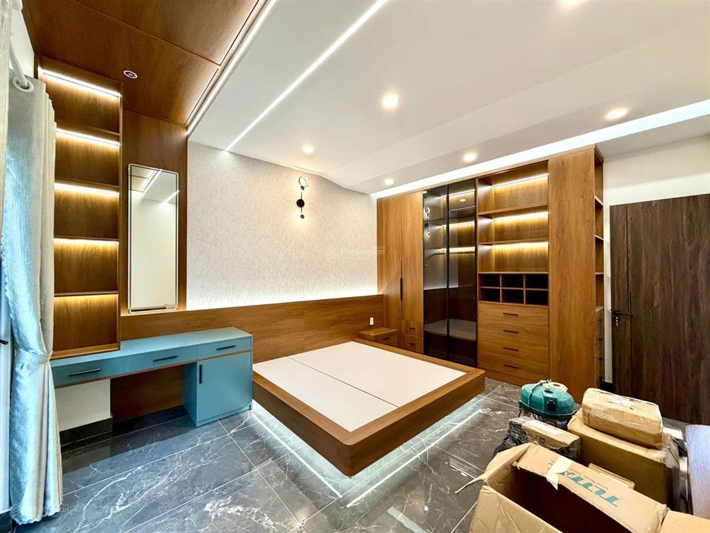 Siêu biệt thự sang xịn mịn. gần chợ hưng long