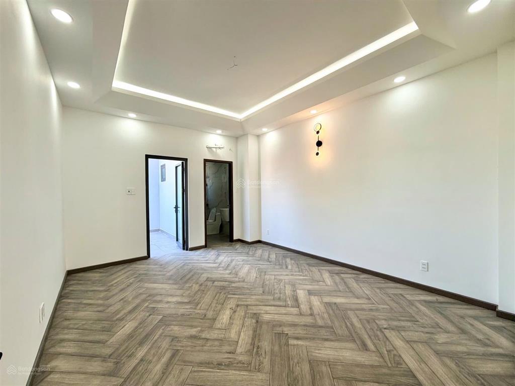 Siêu biệt thự sang xịn mịn. gần chợ hưng long