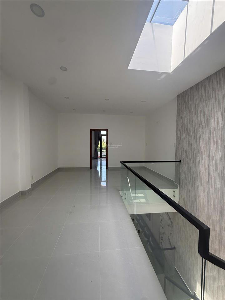 Chính chủ bán nhà mới the sol city  5x20m  giá 4.5 tỷ (thương lượng)