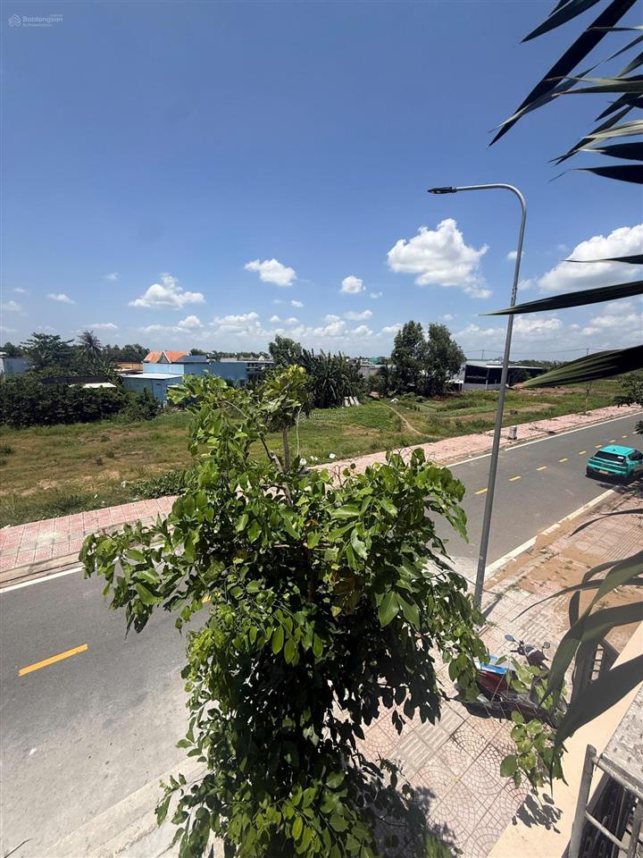 Chính chủ bán nhà mới the sol city  5x20m  giá 4.5 tỷ (thương lượng)