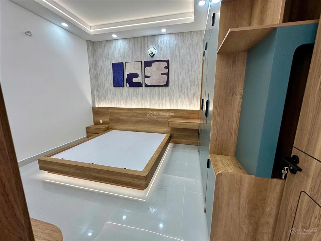 Nhà phố đã hoàn công  sẵn sổ, dọn vào ở ngay