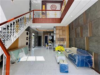 Villa sân vườn 300m2 gần chợ long thượng rẻ hơn nhà phố