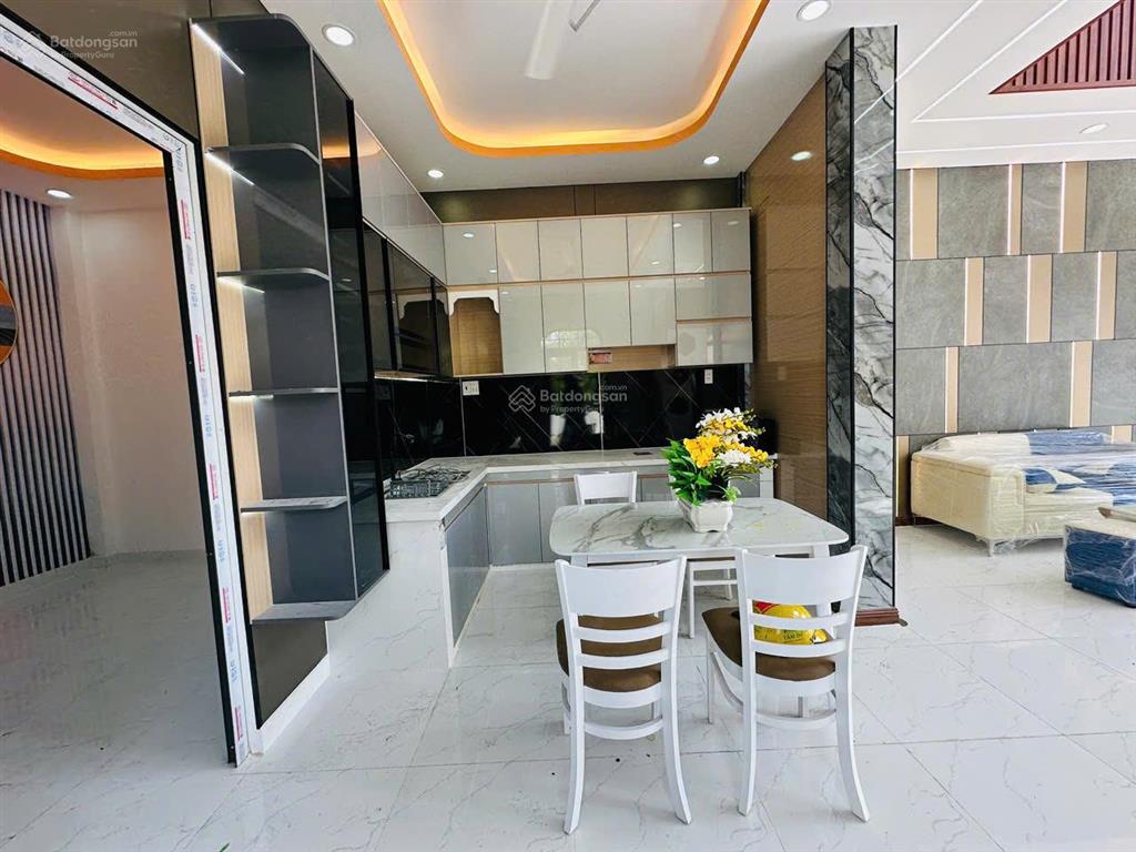 Villa sân vườn 300m2 gần chợ long thượng rẻ hơn nhà phố