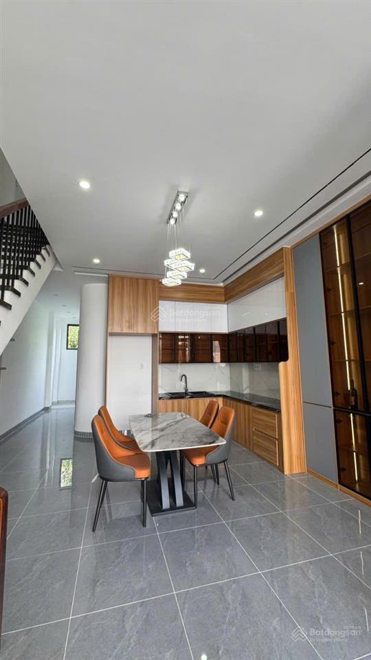 Nhà gác lửng đẹp mê ly giá chỉ 2,1 tỷ gần kcn cầu tràm