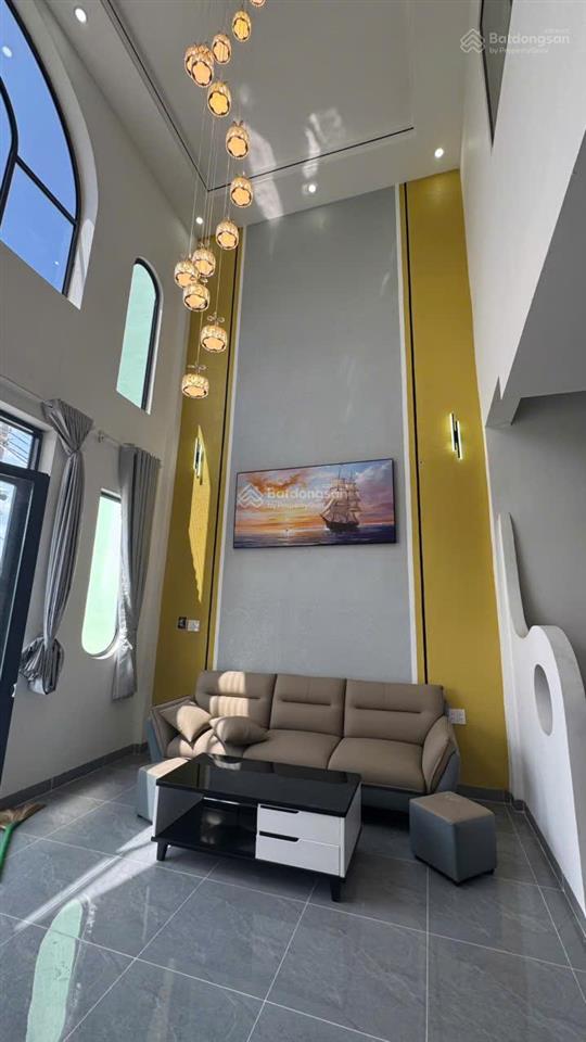 Nhà gác lửng đẹp mê ly giá chỉ 2,1 tỷ gần kcn cầu tràm
