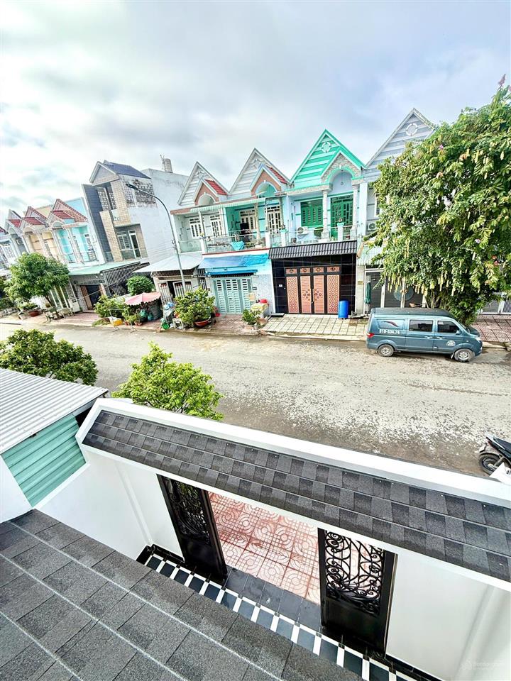 Nhà phố indochine  five star new city
