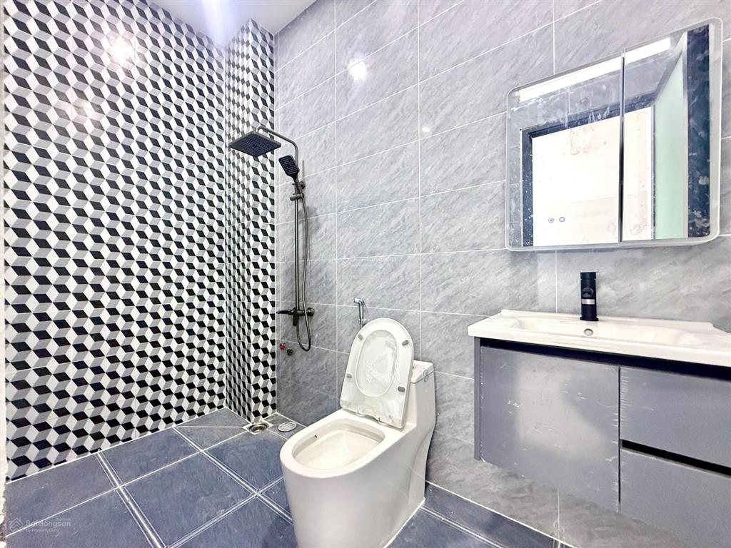 Nhà cấp 4 rộng rãi  dành cho cô chú anh chị không thích lên lầu