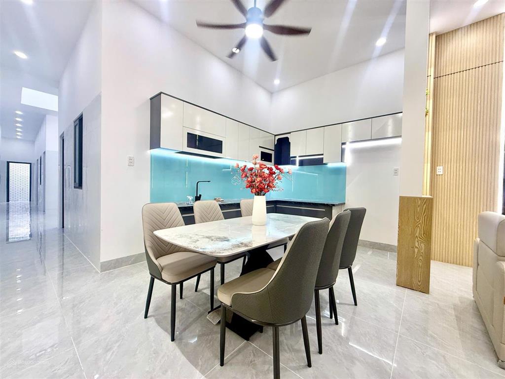 Nhà cấp 4 rộng rãi  dành cho cô chú anh chị không thích lên lầu
