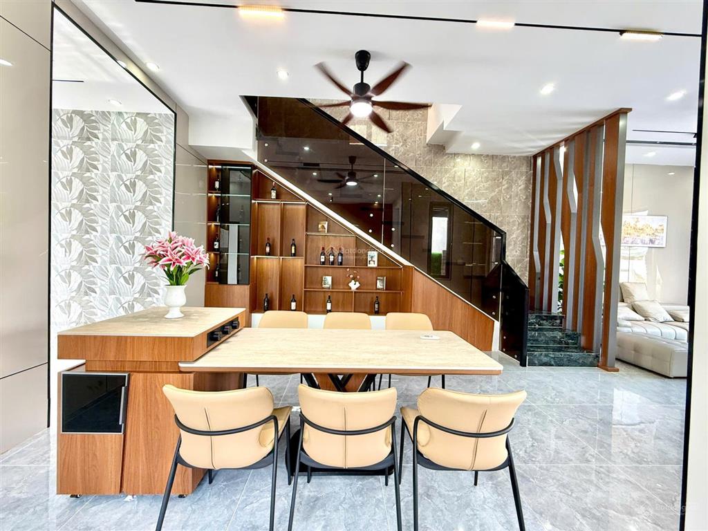 Villa siêu vip full nội thất xịn sò