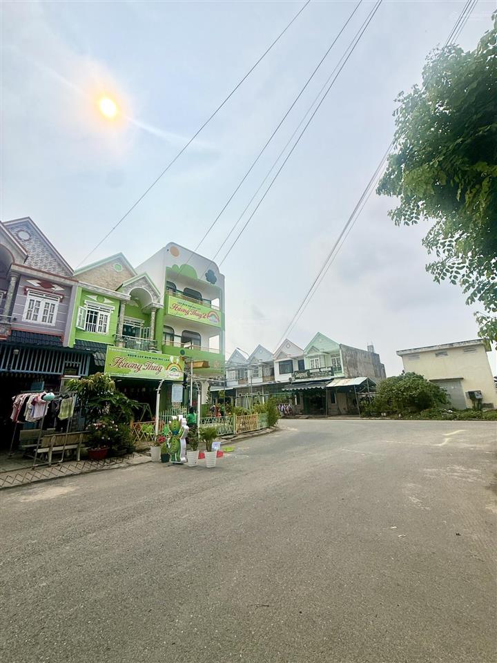 Lô đất rẻ 118m2 tại kđt năm sao chỉ 2,550 tỷ còn nói chuyện