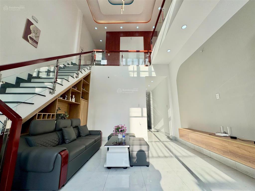 Bán nhà ngay chợ trung thành, vị trí vip kinh doanh