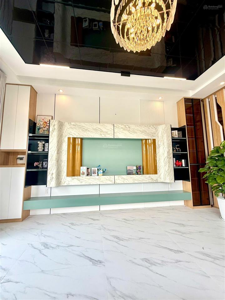 Biệt thự mặt tiền đường dt 14, long thượng