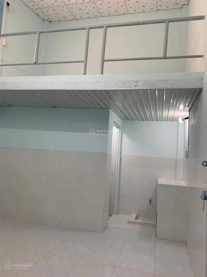 Bán dãy trọ 10 phòng  ngang 10,6m  đường lê văn việt  p tân phú  q9