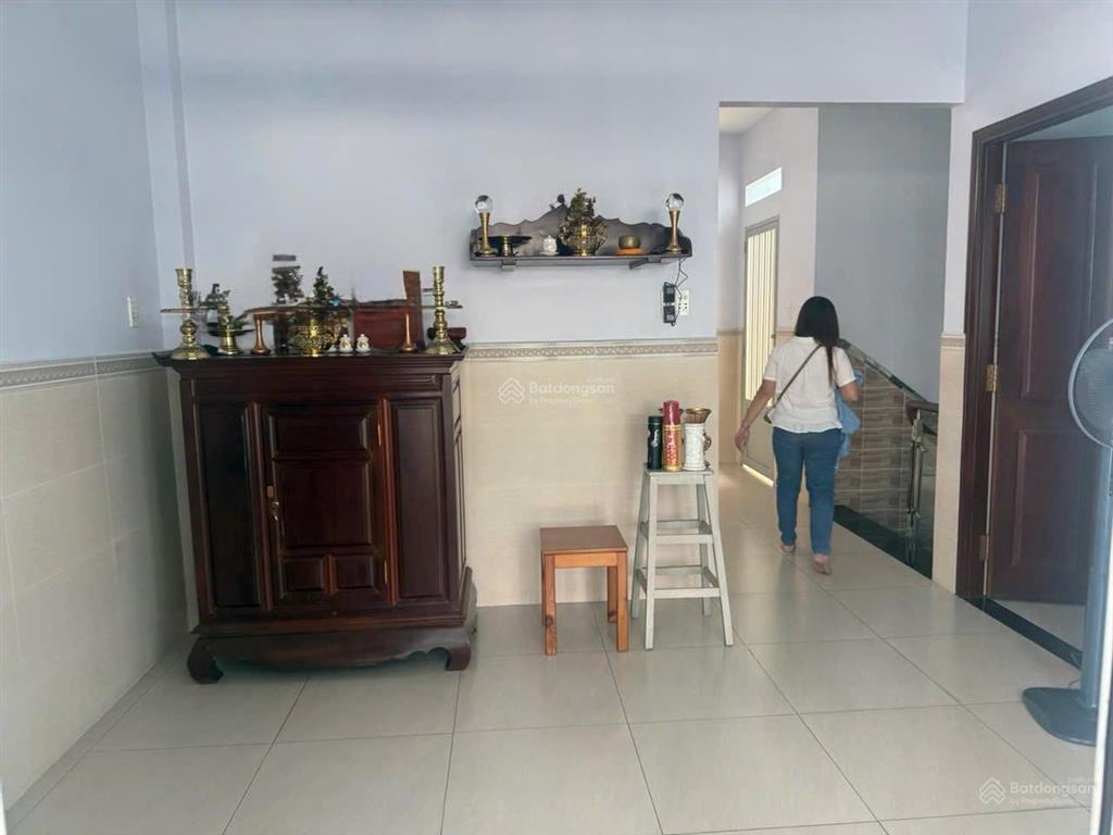 Bán nhà ngang 7m  1 trệt 1 lầu đường tây hoà  phước long a. q9