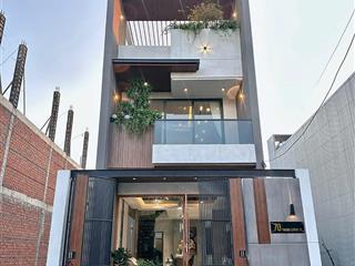 Bán căn nhà siêu đẹp hoà xuân kèm toàn bộ nội thất chỉ việc vào ở