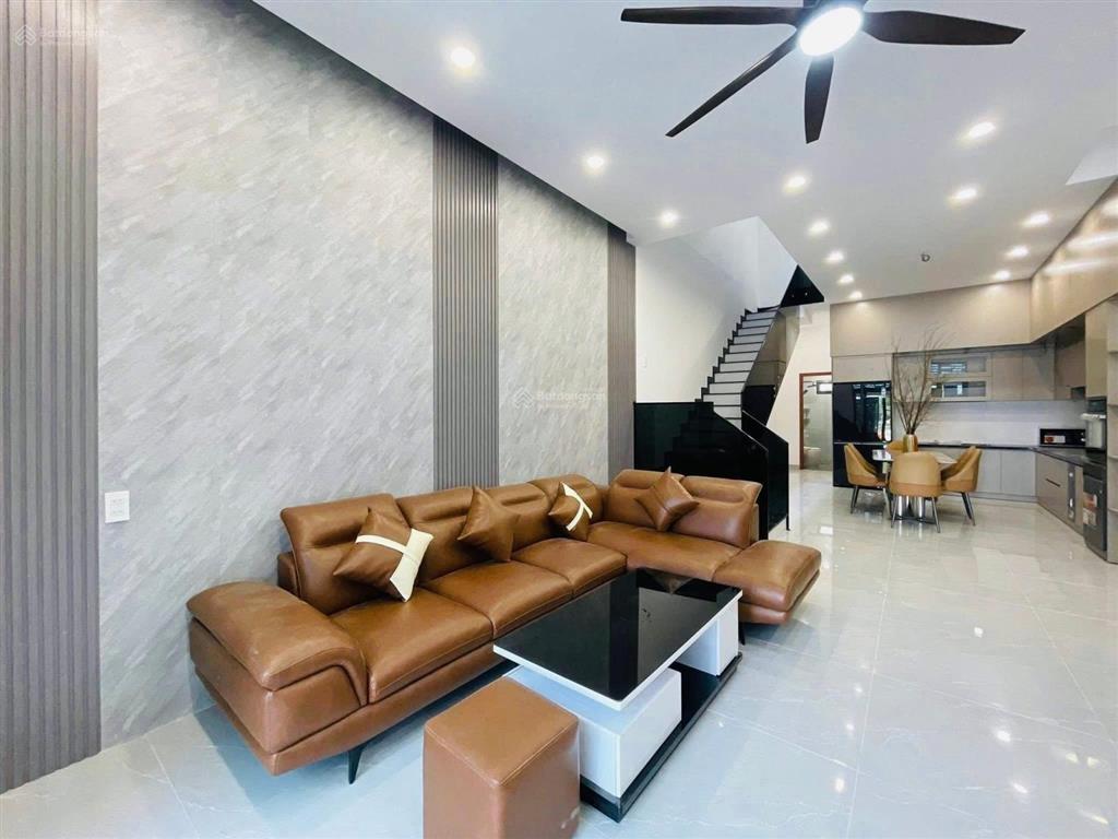 Chào bán nhà 3 tầng hói kiểng 19 siêu đẹp full nội thất