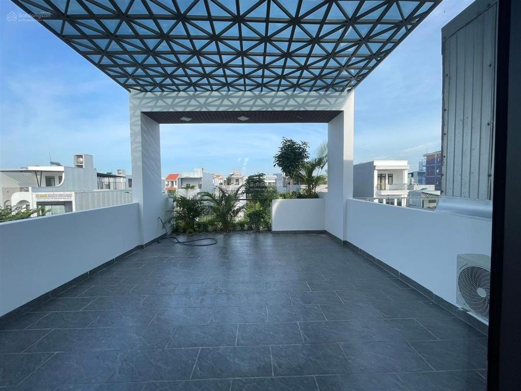 Bán nhà riêng tại hói kiểng 11, 8,1 tỷ, 110m2, 3pn + 3wc + 3 tầng, đà nẵng