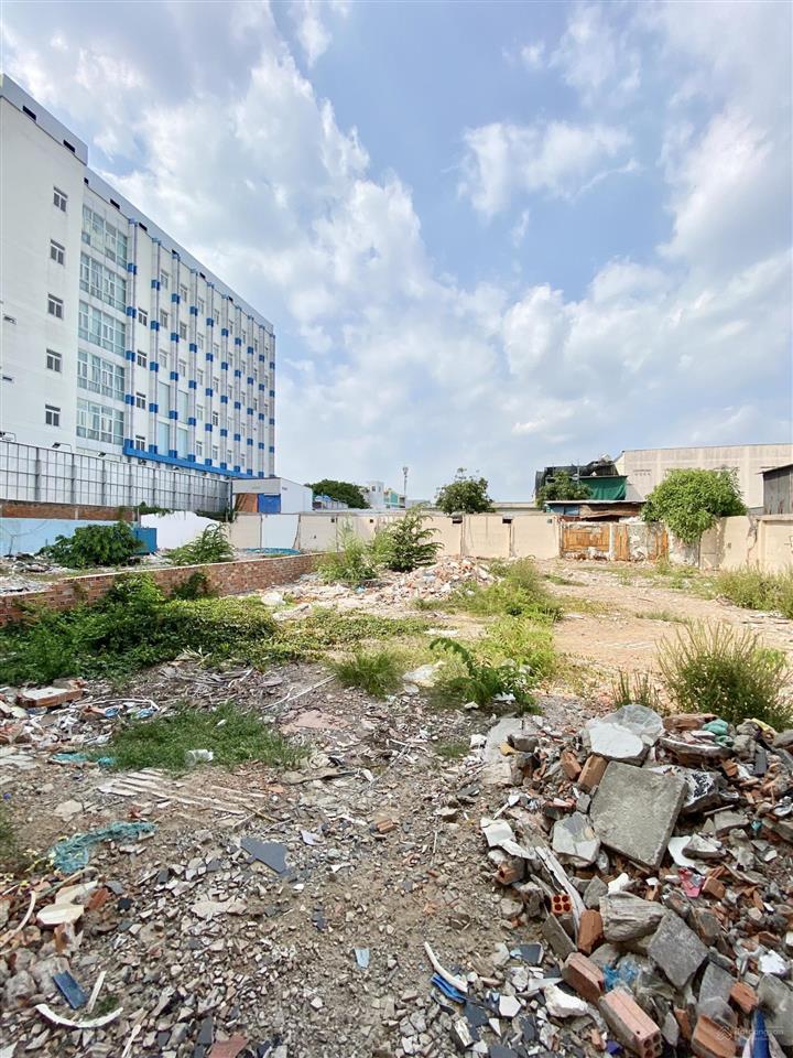 Cho thuê mb lớn 3.000m2 mặt tiền 32m gần vincom hùng vương trung tâm cần thơ