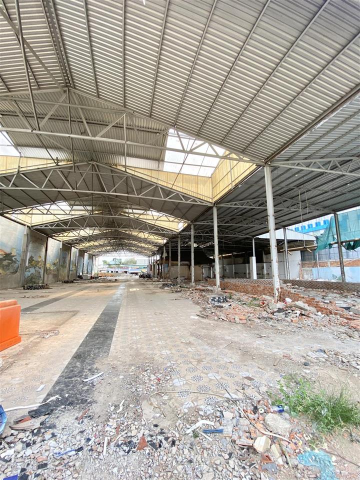Cho thuê mb lớn 3.000m2 mặt tiền 32m gần vincom hùng vương trung tâm cần thơ