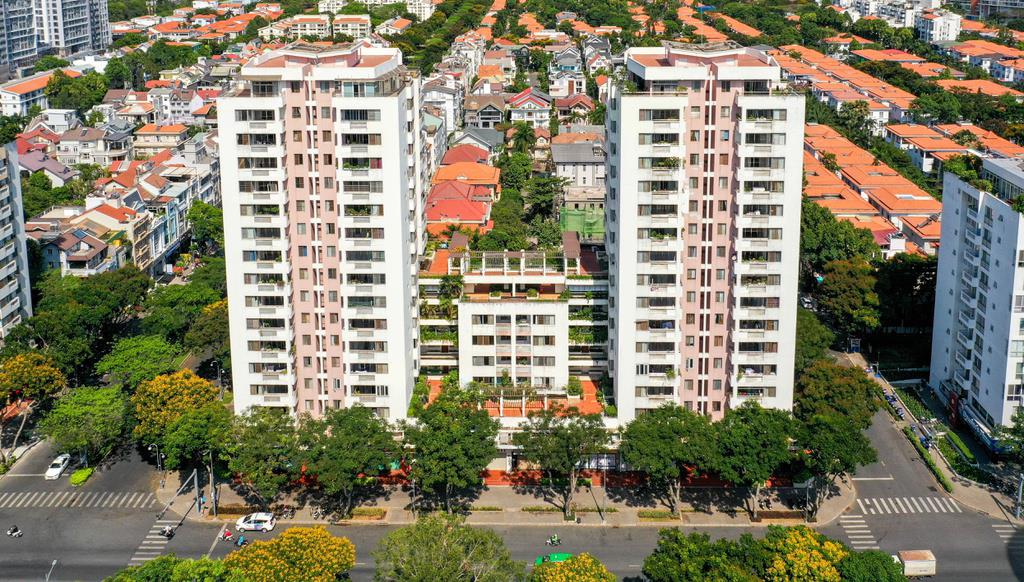 Bán căn hộ cc parkview, 103 m2, 3 pn, 2 wc, lầu cao, view đẹp, nhà full nội thất. giá bán 8,7 tỷ