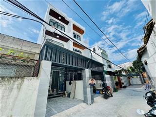 Nhà đẹp mới xây 3 lầu, phía bắc nha trang cách biển 600m, vị trí đẹp, tiện ích xung quanh đầy đủ