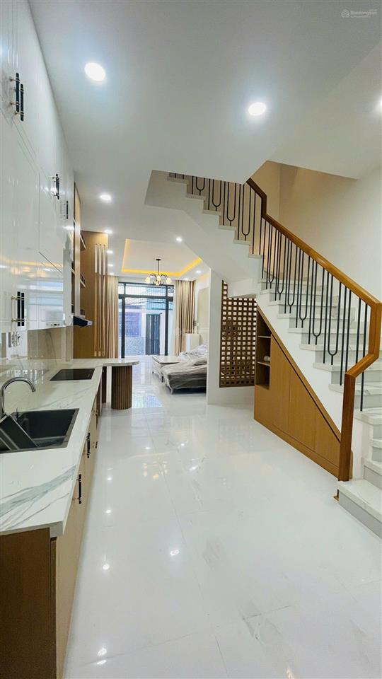 Bán nhà riêng tại vĩnh hải, nha trang, 6 tỷ, 85m2 đẹp, nhiều tiện ích