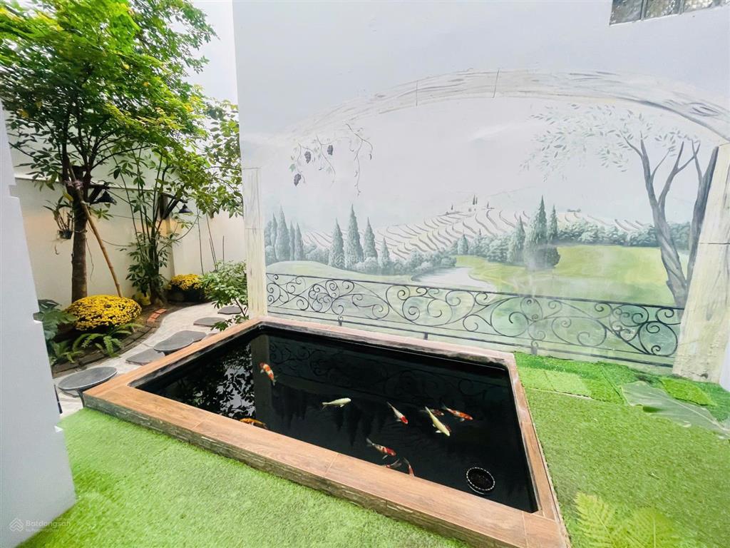 Cho thuê villa trung tâm tp nha trang sân vườn + hồ cá cực chill, cách biển 1km