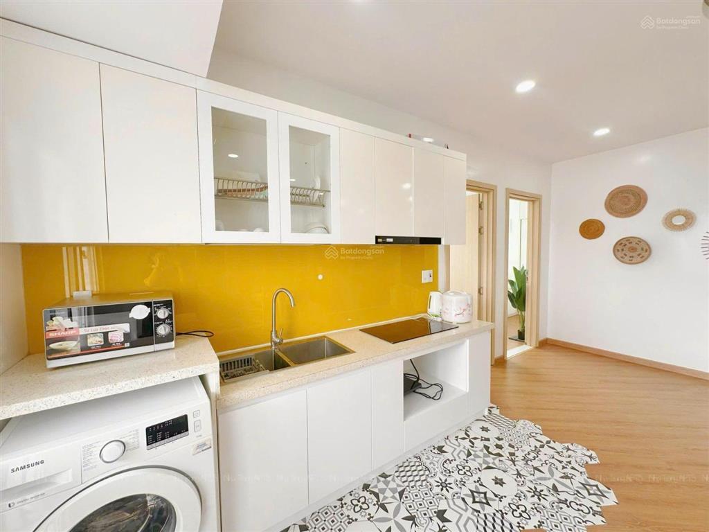 Căn hộ mường thanh 76m2, 2phòng ngủ view biển, nội thất đẹp, 20tr/ tháng
