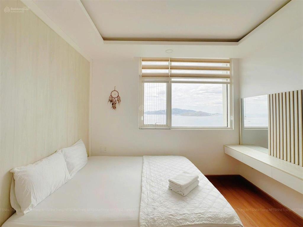 Căn hộ mường thanh 76m2, 2phòng ngủ view biển, nội thất đẹp, 20tr/ tháng
