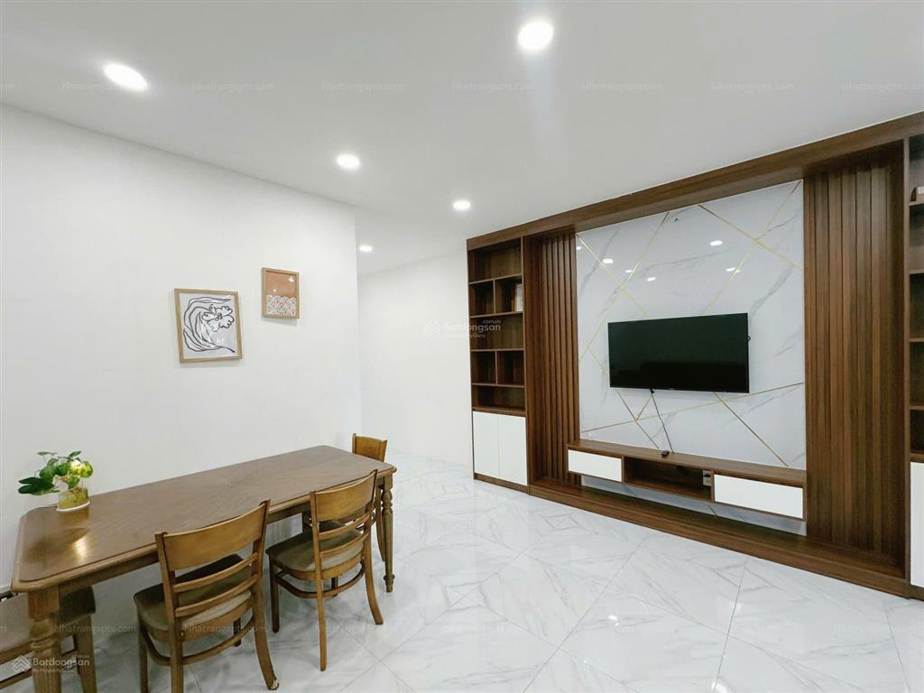 Cho thuê căn hộ mường thanh 04, 13 tr/ tháng, 2 phòng ngủ, view biển