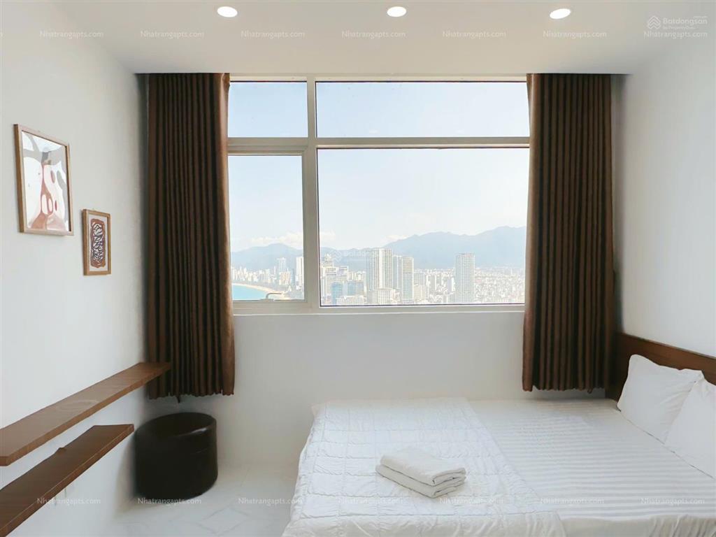 Cho thuê căn hộ mường thanh 04, 13 tr/ tháng, 2 phòng ngủ, view biển