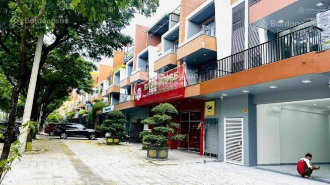 Cho thuê shophouse 4 tầng mặt tiền đường nại nam 5