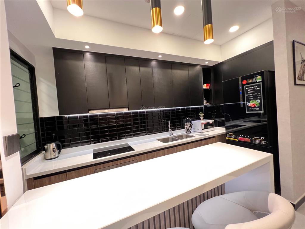 Cho thuê 2pn delasol nhà all new cực đẹp, view trọn sông, deco full nhà giá chỉ 30triệu/th