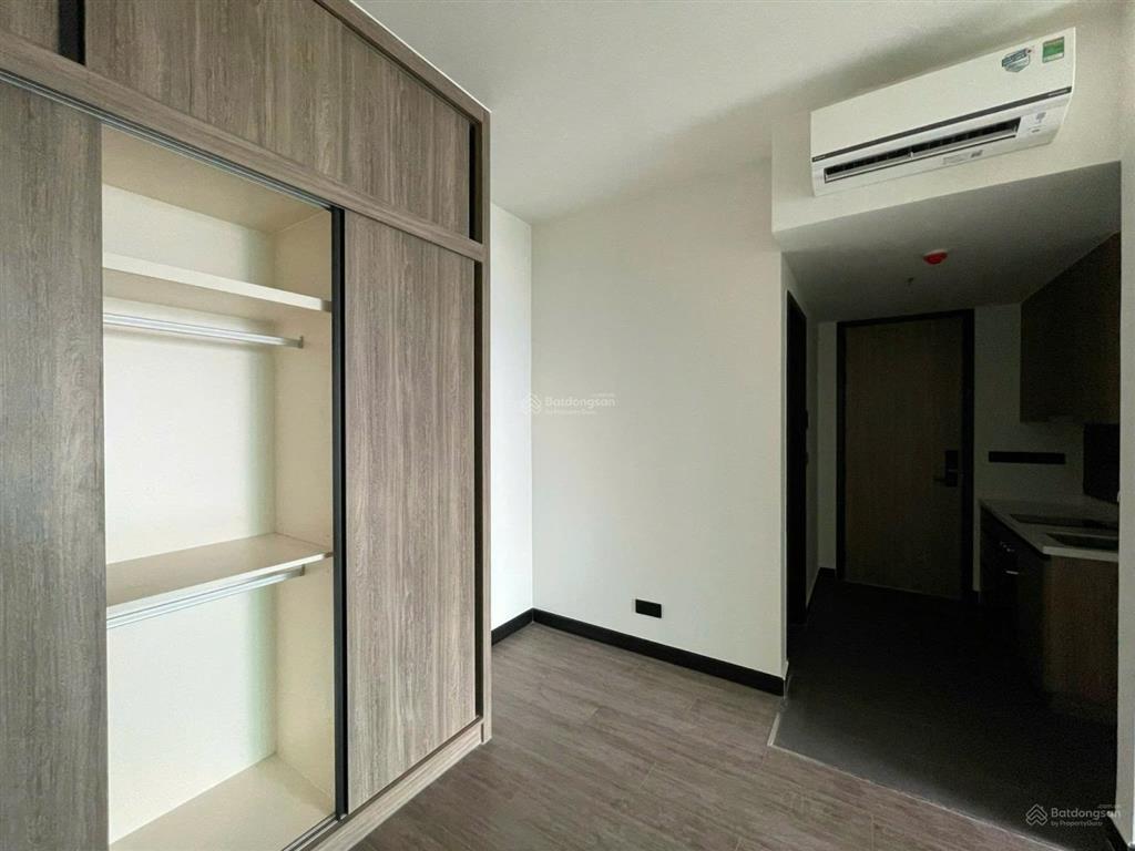Cho thuê studio delasol 38m2 lớn, giá 14triệu hotline delasol 0773 821 ***