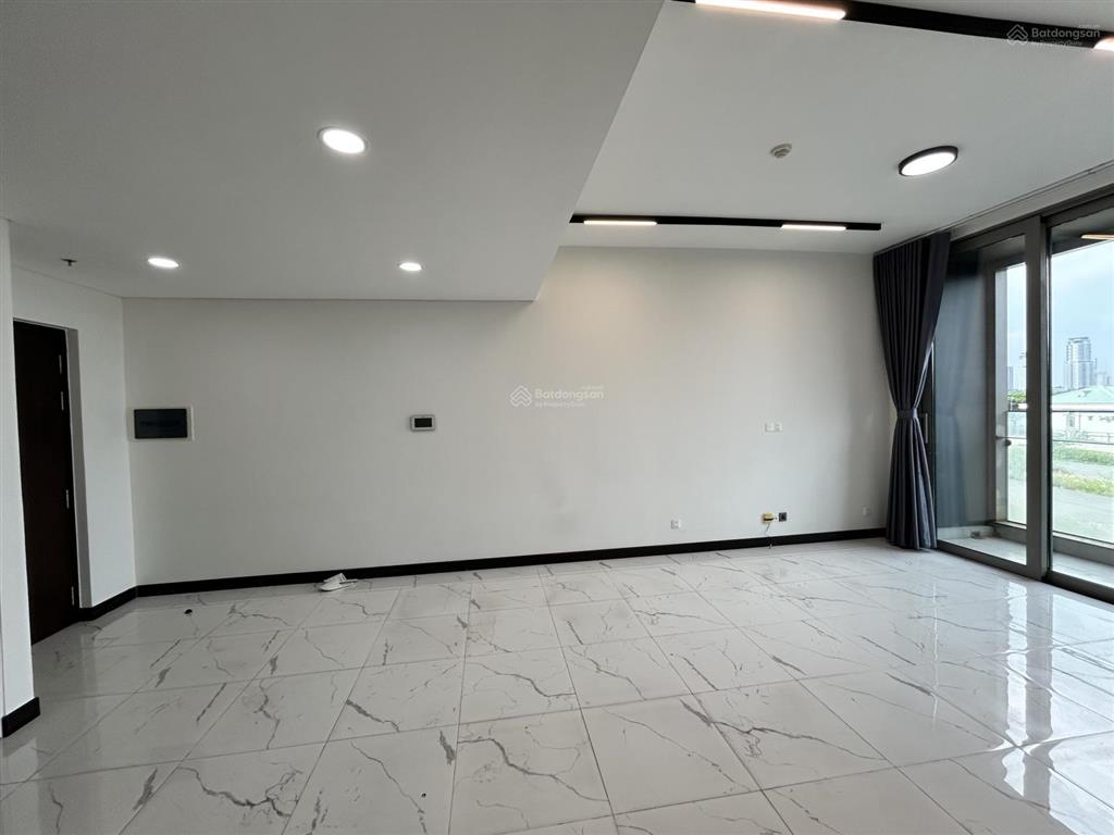 Cho thuê 2pn empire city ntcb hoặc full nt đang trống vào được liền
