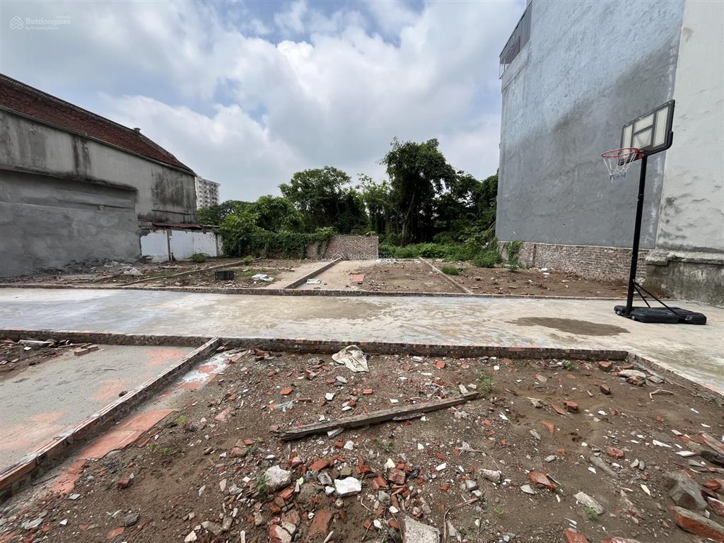 Bán đất ngô gia tự 55m 7,8 tỷ,ô tô đỗ cỏng, 100m ra khu đô thị việt hưng, đường đoàn khuê,sát chợ