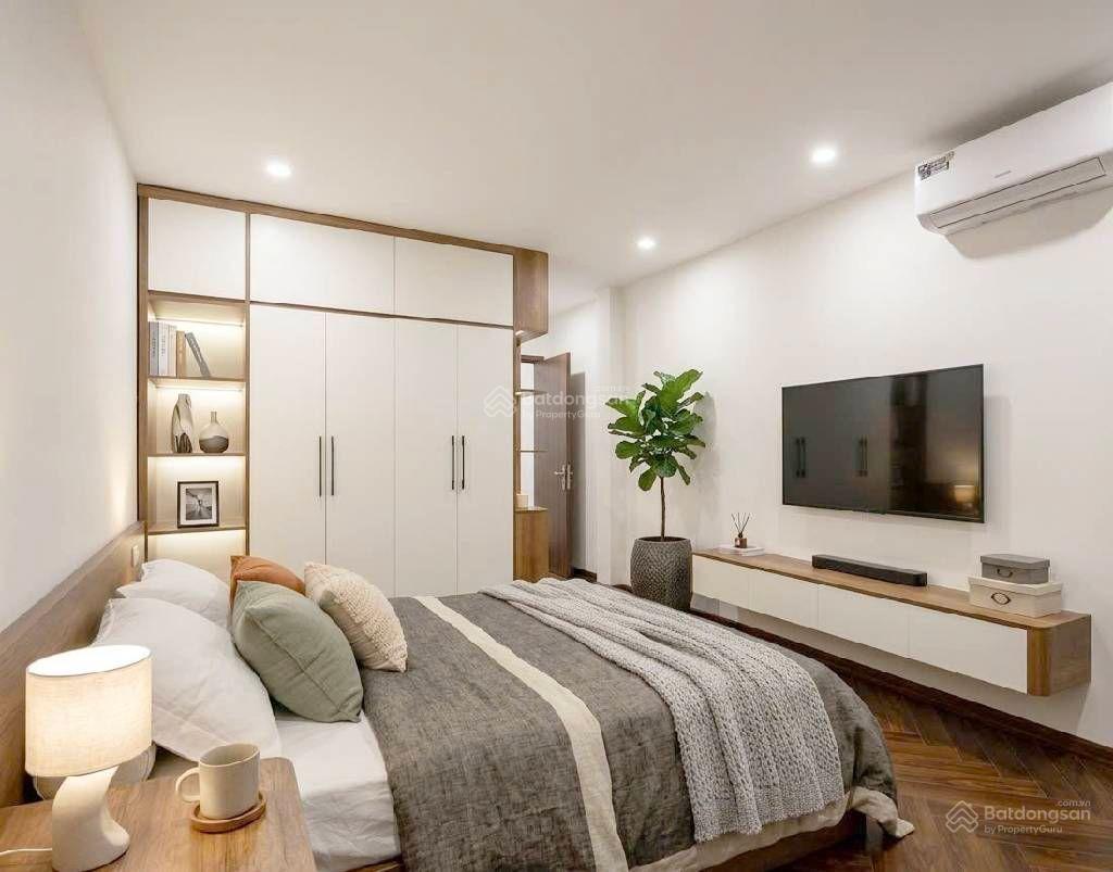 Bán nr hàng hot tại vũ đức thận, 6,2 tỷ, 35m2, 3pn, 4wc, 5 tầng, p việt hưng, q.long biên