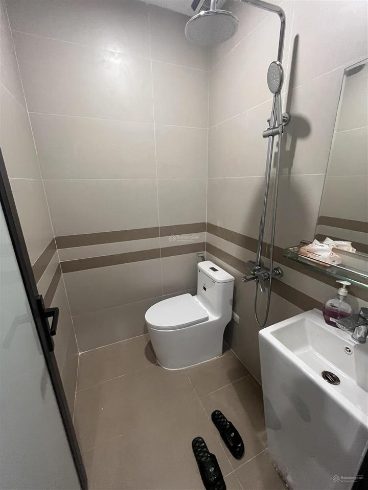 Bán nhà riêng tại ngô gia tự, 6,3 tỷ, 35m2, 3pn, 3wc, 5 tầng, uy tín, hot!lô góc thoáng sáng