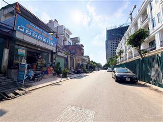 Bán đất tại phố gia quất, giá tốt 12,5 tỷ, 66m2, view đẹp