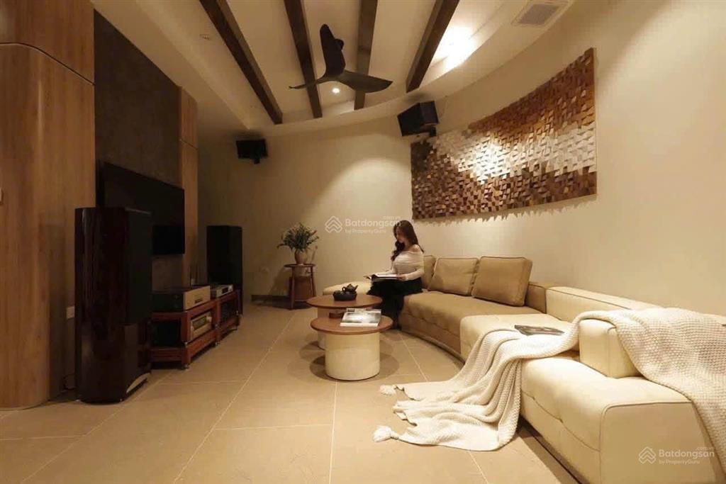 Bán nhà bồ đề 66m 5 tầng 8,5 tỷ dân xây mới full nội thất, sát hồ bồ đề, thông hồ bồ đề