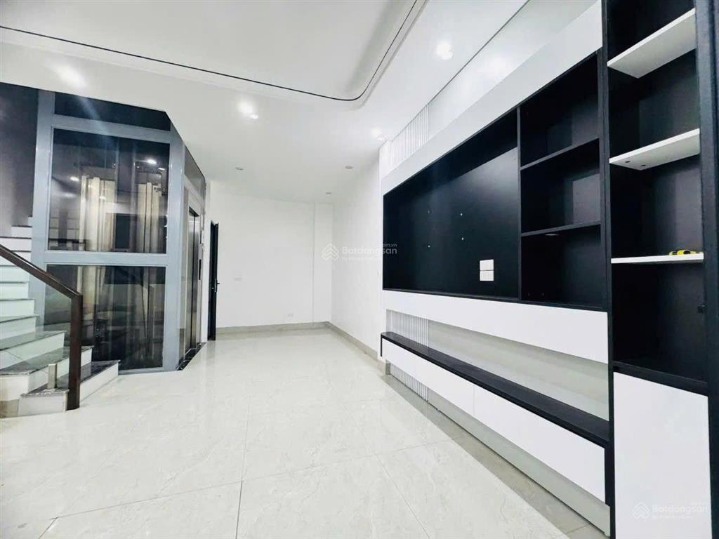 Bán nhà 3pn, 4wc, 35m2 tại thanh am, phường việt hưng, quận long biên, 6,5 tỷ siêu hot