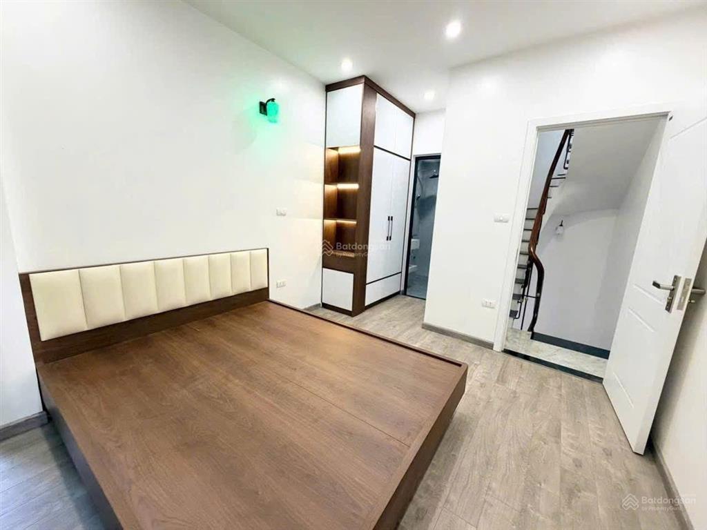 Bán nhà riêng tại ngô gia tự, 4,8 tỷ, 30 m2, 3pn, 3wc, 4 tầng, chính chủ