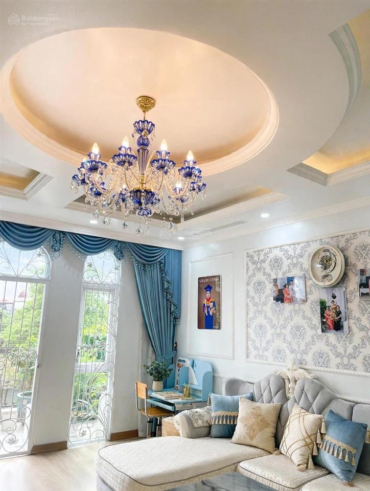 Cho thuê liền kề louis 1  đại mỗ  có thang máy  105m2 x 5.5 tầng