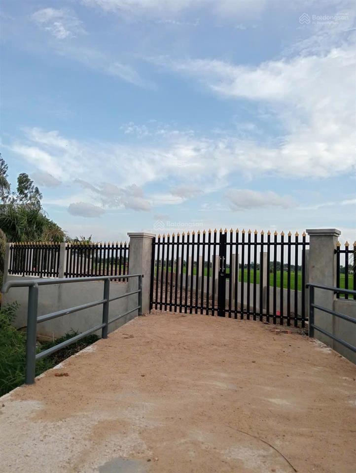 Cần bán đất 1550m2  10 tỷ đường trương văn đa, bình chánh