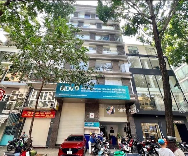 Tòa nhà mt phạm ngọc thạch q.3  dt 10x15m  cn 1.300m2  hầm  9 tầng  hđt 500 triệu  giá 109 tỷ